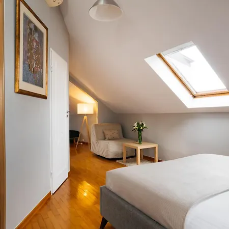 Apartament Native Warszauera 3 *